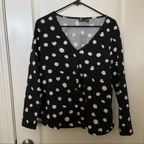 Asos Daisy print maternity top - Picture 1 of 4